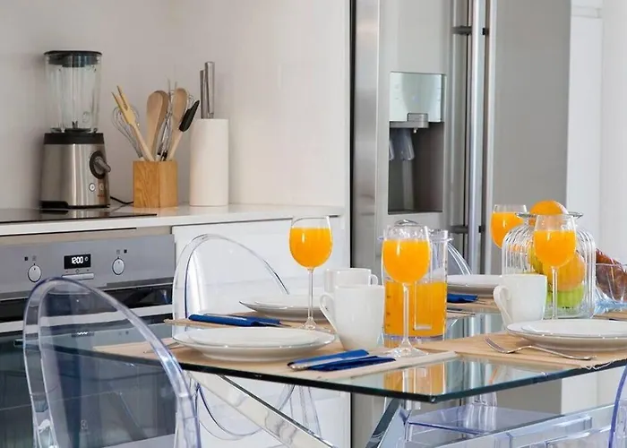 Guestready - Wonderful Flat Near The Pink Street * Lisboa