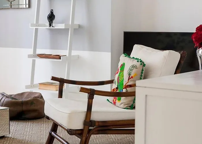 Guestready - Wonderful Flat Near The Pink Street * Lisboa