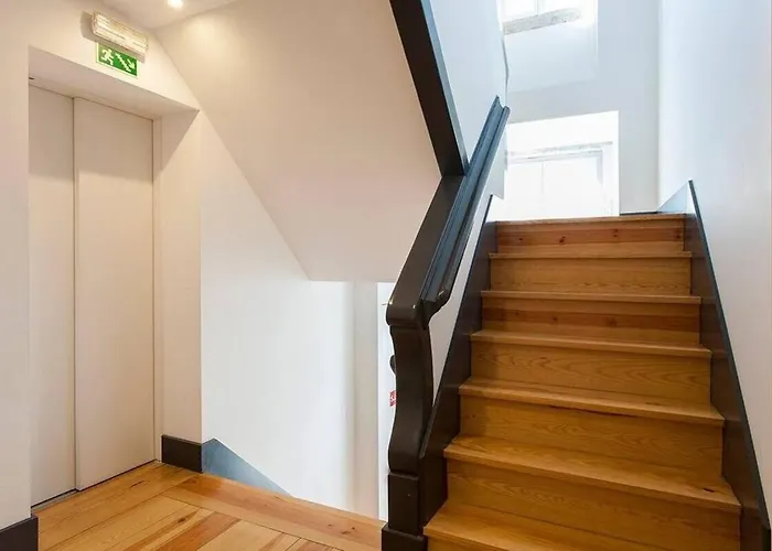 Guestready - Wonderful Flat Near The Pink Street Lisbona